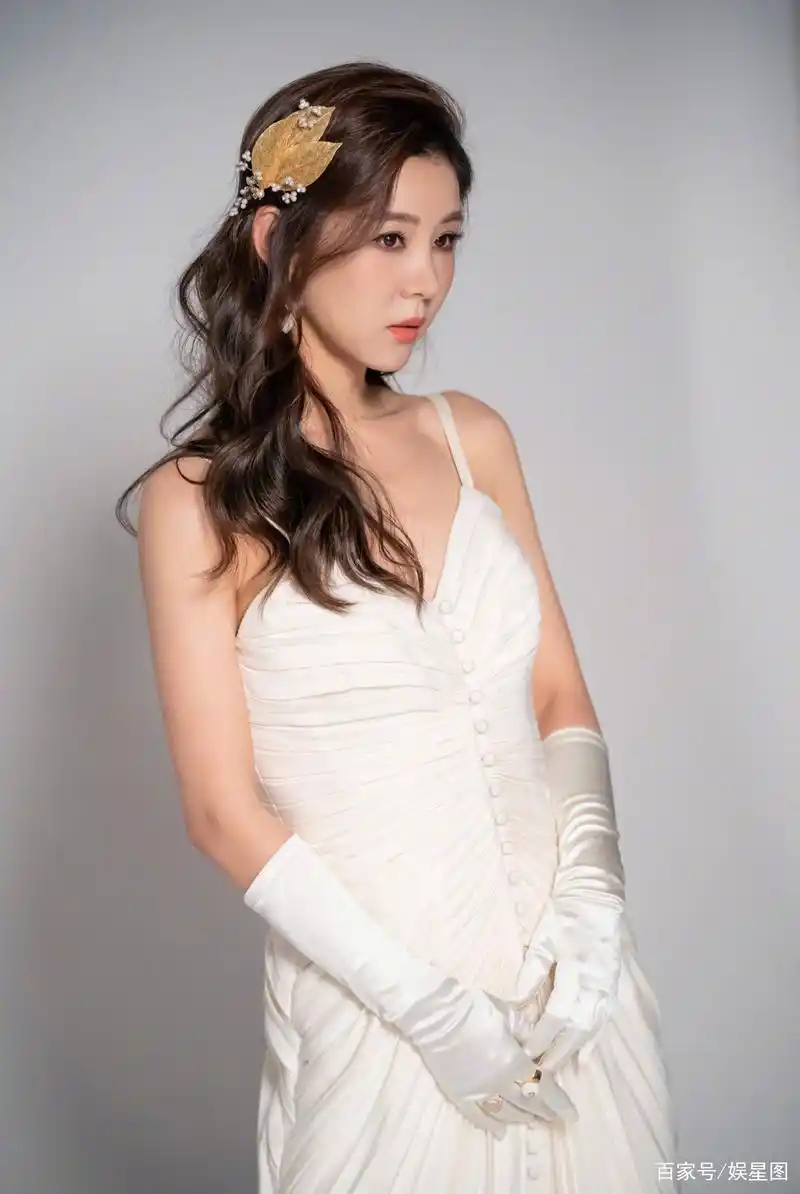 明星写真:李小萌