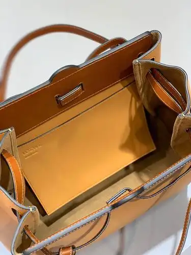 loewe/罗意威 2019新款 lazo shopper 手提包