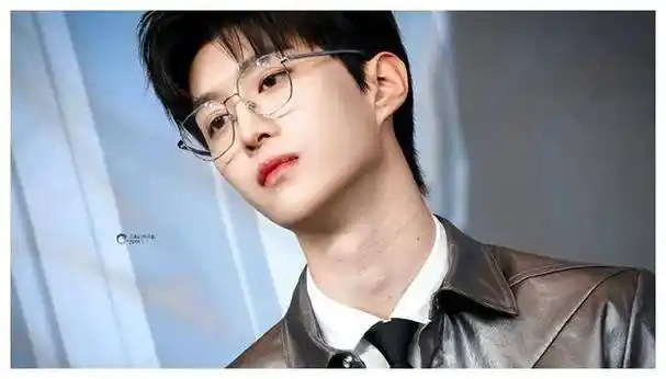 却拿不出一首像样的代表作,这4位明星实在太尴尬_音乐_范丞丞_鞠婧祎