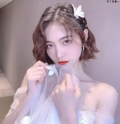 自修许佳琪头像 wb:布丁奶糖a