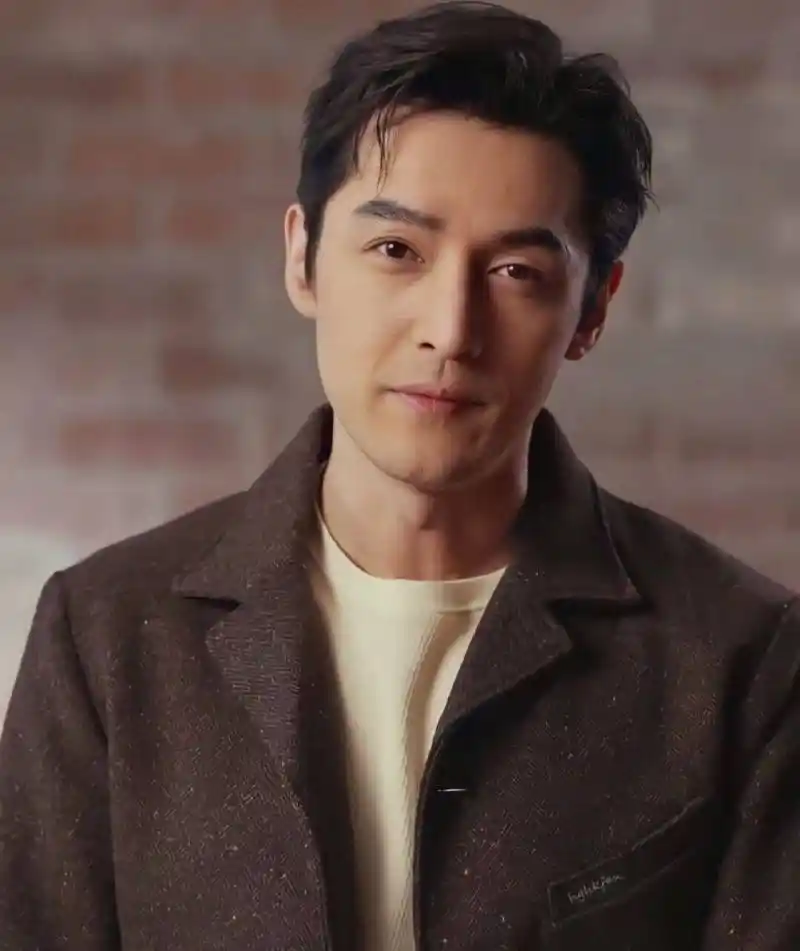 实力派男星胡歌时尚写真:高颜值高演技男神