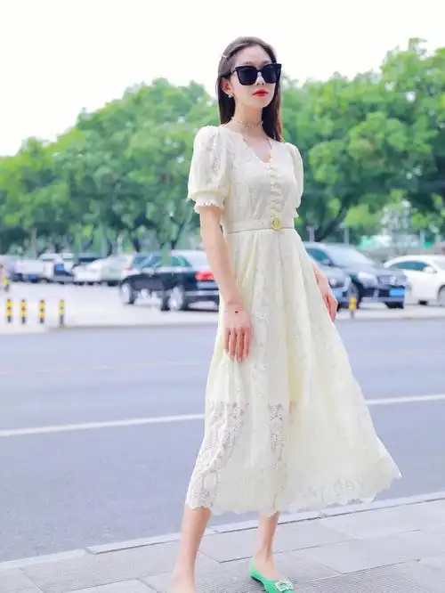 蕾丝连衣裙内衬真丝