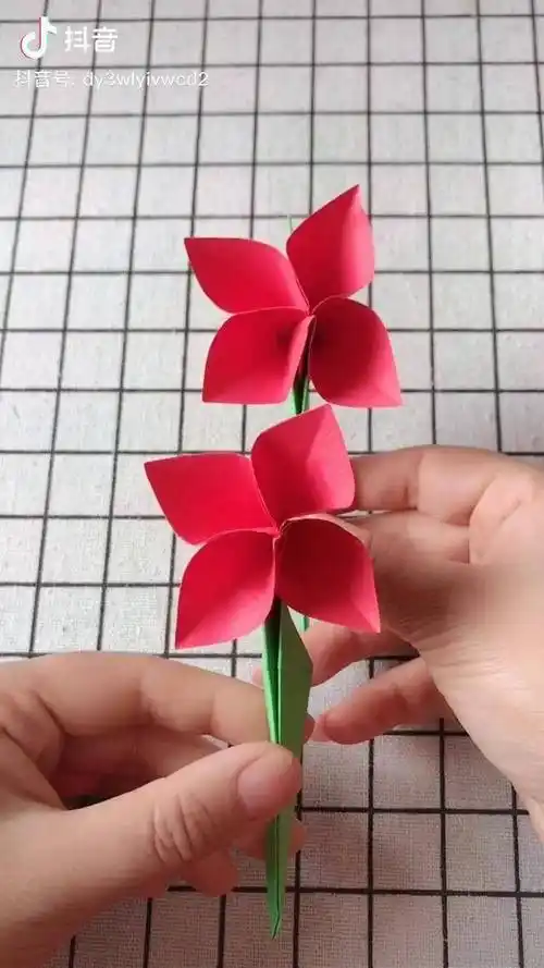 手工折纸吗日本折纸大师的复杂玫瑰花折纸教程步骤图解儿童手工折纸花