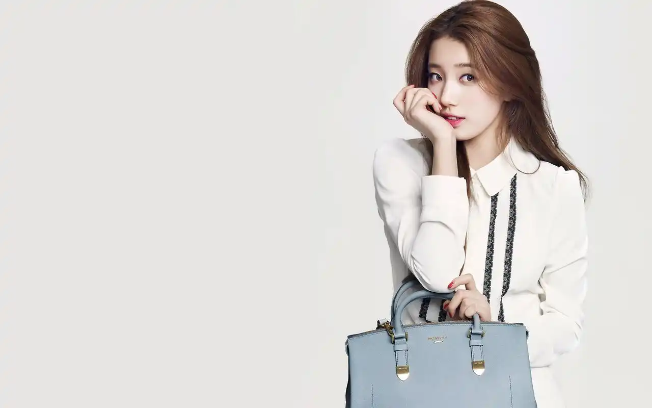 首页 桌面壁纸 美女壁纸 甜美可人的裴秀智美女电脑壁纸上一张 下一张