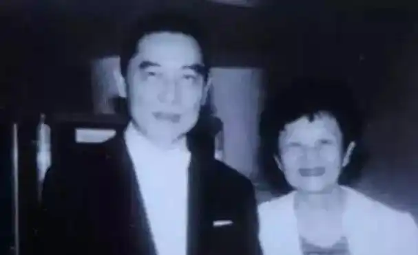 中国先驱钢琴家巫漪丽逝世:内心强大的女人,永远不会散场