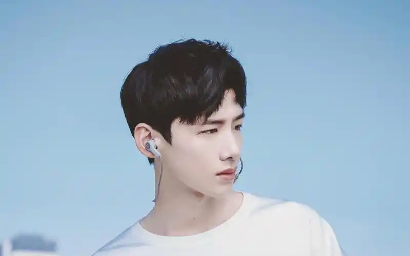 原创肖战值不值得喜欢白敬亭单身杨幂新剧搁置赵丽颖新剧奶王一博