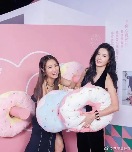 47岁林心如近照肤色蜡黄年龄感重鼻子山根怪异被质疑整容后遗症