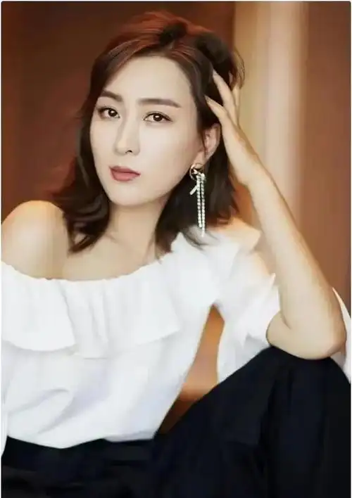 马苏 (su ma)——性感热辣之美|明星写真