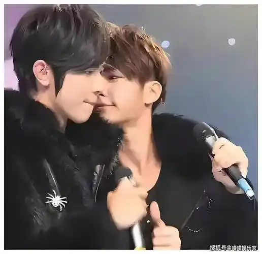 飞轮海成员炎亚纶和汪东城的矛盾引发网友关注!_吴尊_其他_回应