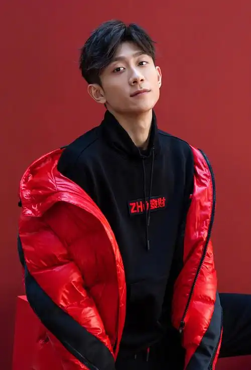 张一山图片    张一山酷帅写真图片,明星,高清,帅气,时尚,休闲,张一山