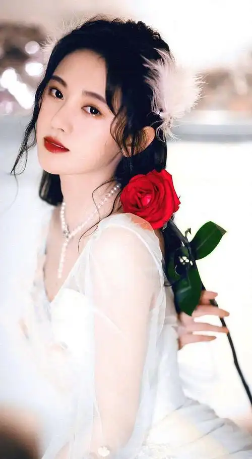 复古浪漫婚纱穿搭造型,鞠婧祎复古婚纱造型也太美了