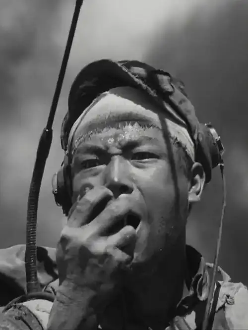 "出自经典影片《英雄儿女》,影片中这气壮山河的呼叫,成为新中国最