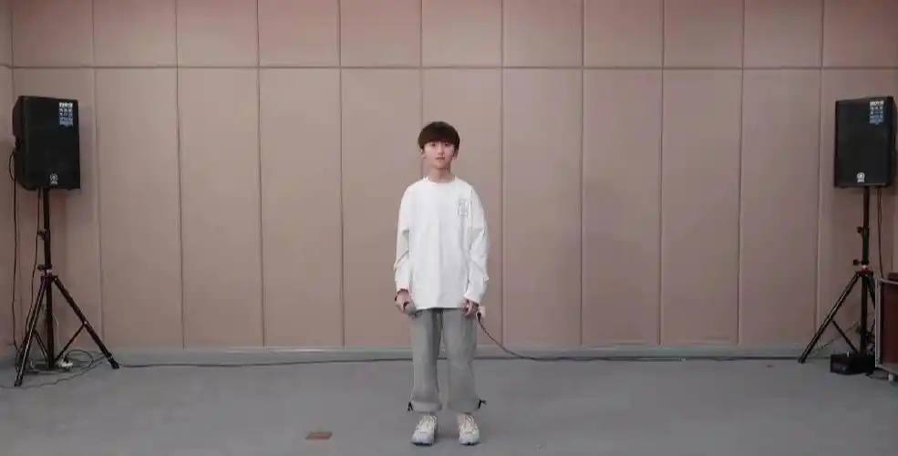 哇哦tf四代的小弟弟要来了