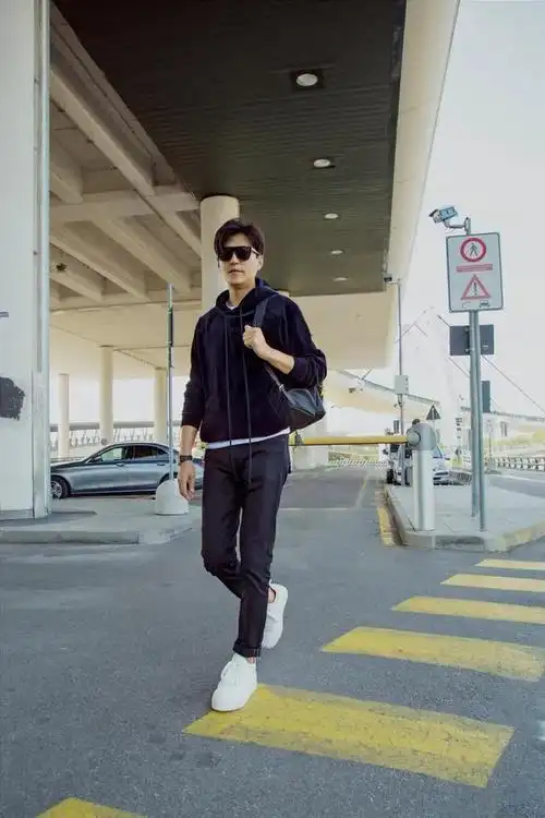 靳东以后我一直宠你李佳哭了