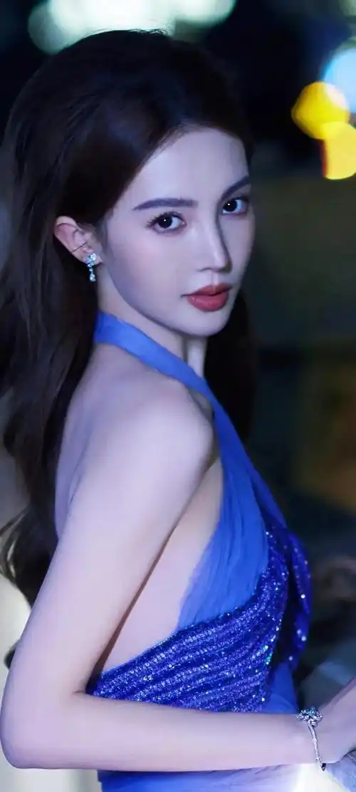 壁纸分享,女明星金晨,感受她那独特的魅力