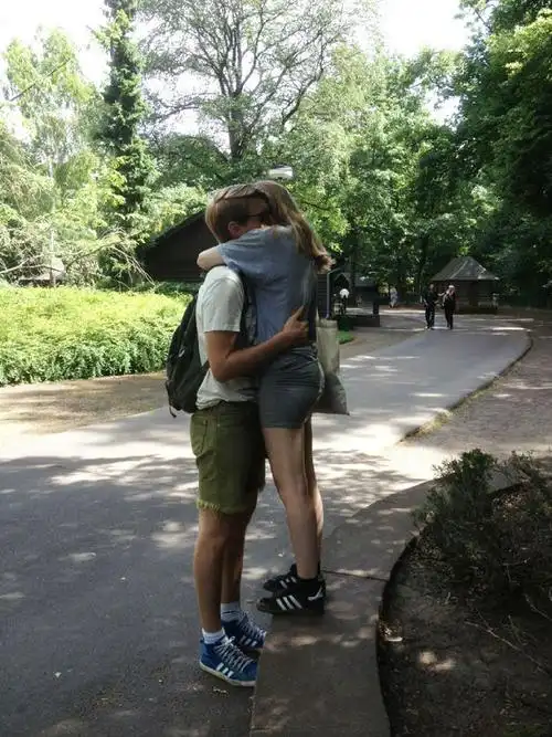 最萌身高差女友的8个痛苦!