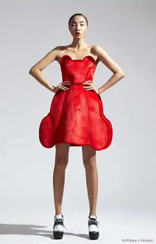 rxp(reta x poreal) 熊头造型立体剪裁拼接裙摆红色趣味礼服裙