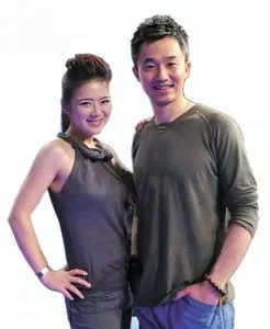 晚报记者 韩垒 报道   主持人程雷和陈辰近日为星尚传媒的全新婚恋