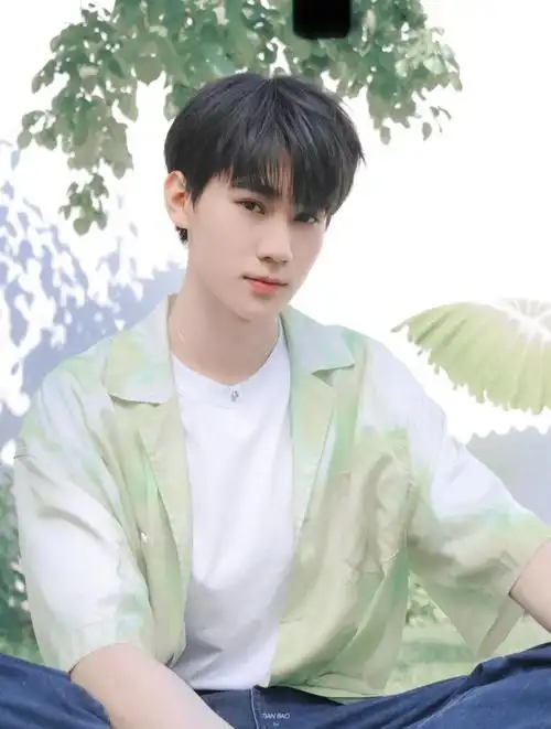 张真源盛世美颜 - 堆糖,美图壁纸兴趣社区