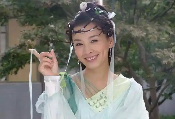 但凡她的父母能在张庭小时候给到多一点的引导,及时解决内心的问题