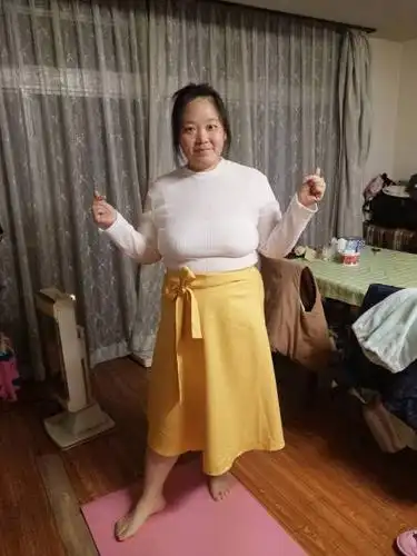 162cm 180斤 这样穿像多少斤?