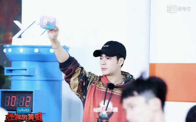 王嘉尔街舞之旅成好评收割机 舞台狙击手实力在线