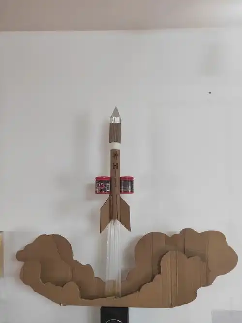 "资源回收,永保地球魅力"手工制作大赛