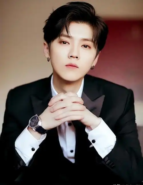 看了这8位明星换脸史,不得不信,娱乐圈养人是最邪整容术!