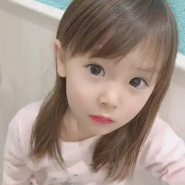 网红卖萌小女孩头像图片大全