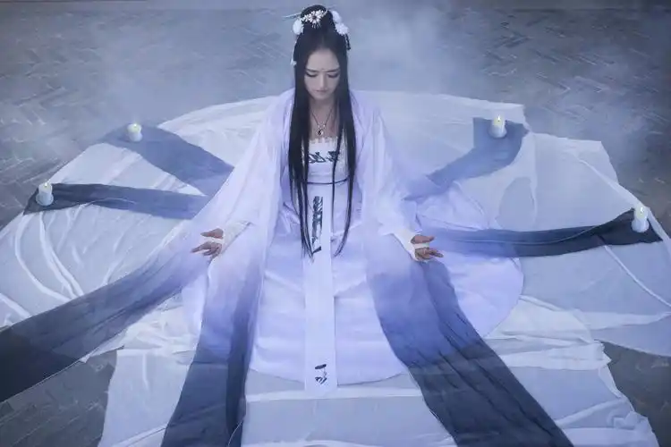 cos正片:《仙本无双》百里清歌