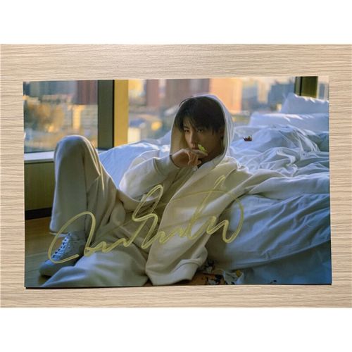 冲冠tfboys亲笔签名王俊凯亲笔签名照片新款热门定妆照24款i 款式5