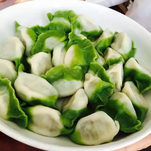 红丝绒女王做的白菜饺子