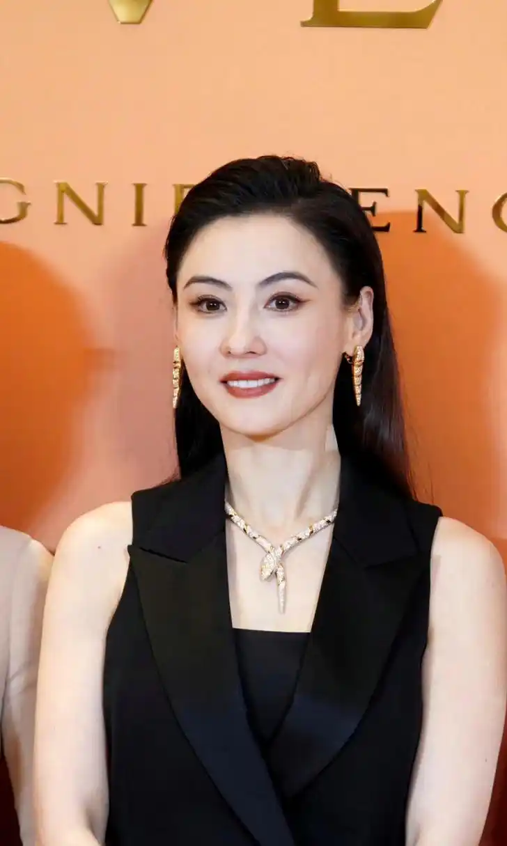 张柏芝生图状态,你觉得怎么样?