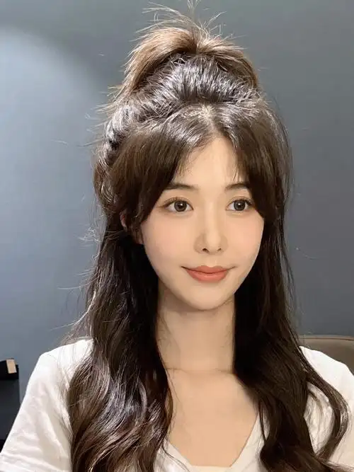 半扎高马尾真的太元气少女了