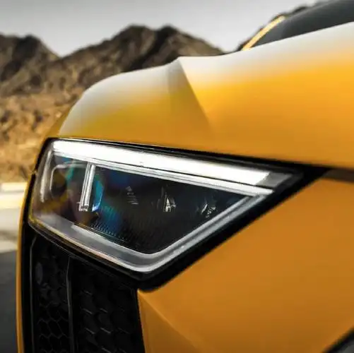 不甘于寂寞奥迪r8超帅