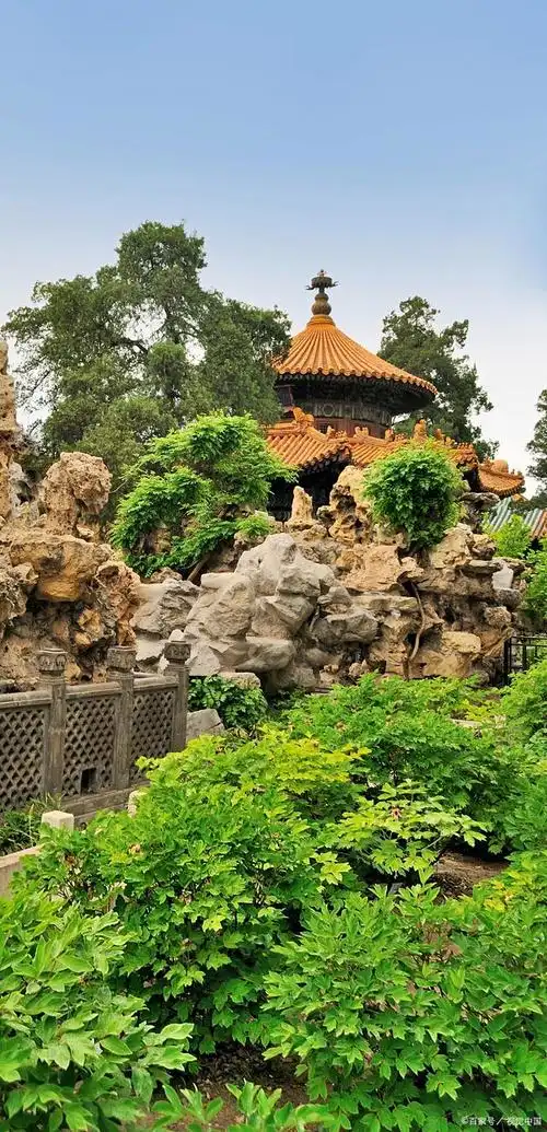 景点科普:不属于故宫御花园三奇石是哪三种?