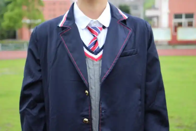 云峰中心学校春秋款校服预览