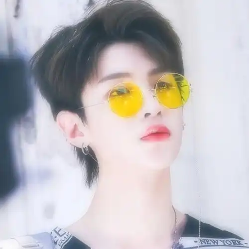 头像justin男头爱豆黄明昊赞评论更多