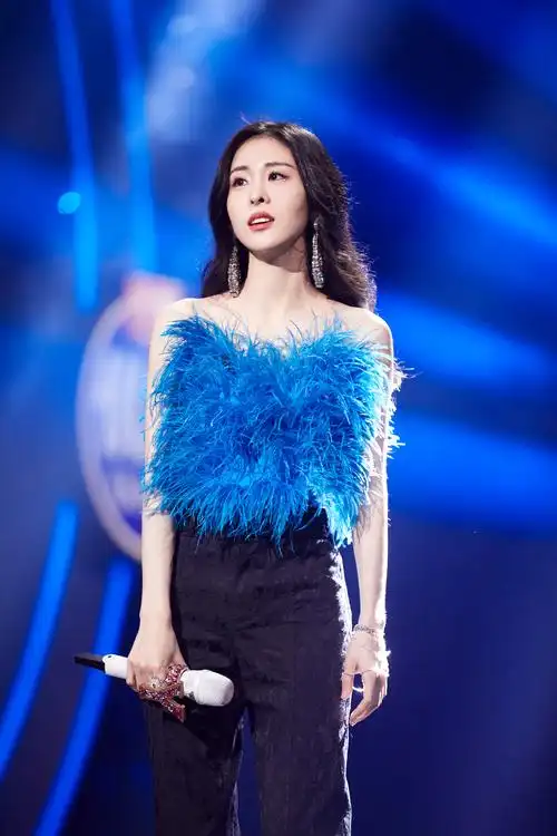 张碧晨我们的歌再唱金曲独特钻石音诠释神奇