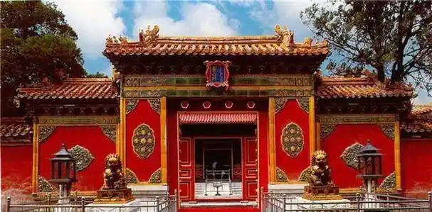 坤宁宫是明朝皇后住所,为何到了清朝,皇后却不愿住这里