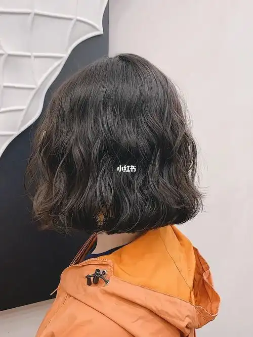 蛋卷头法式卷芭比烫短发烫发