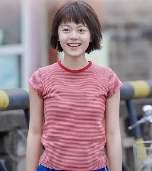 庆幸自己还有粉丝在那里指手画脚,庆幸还有粉丝在关注着赵今麦和关心