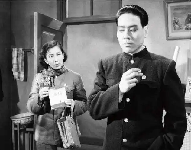 《铁道卫士》的导演就在影片里,与印质明有过二度合作