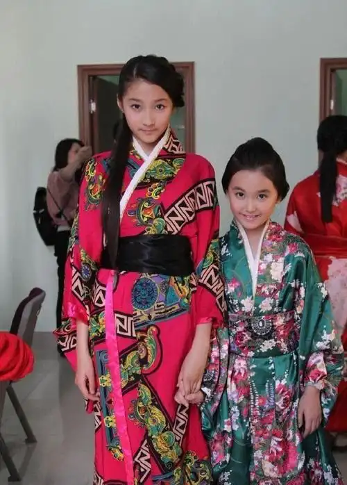 蒋依依|关晓彤|郭晓婷_新浪新闻