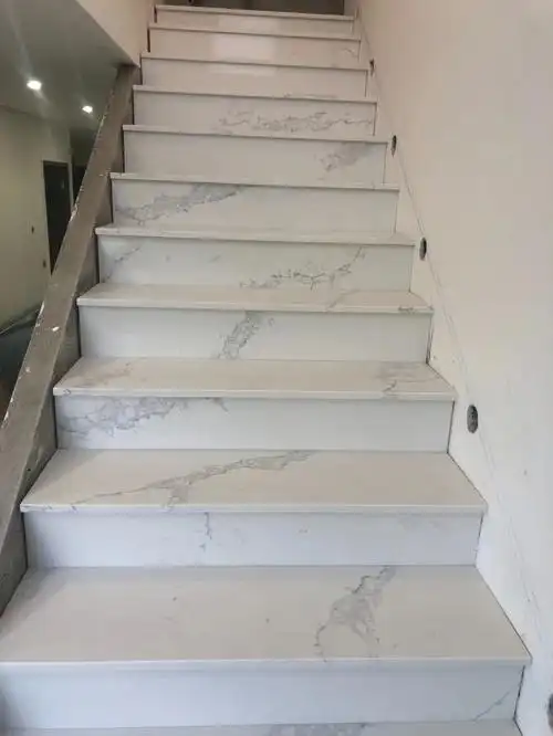 白石英楼梯台阶