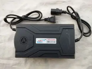 电瓶三轮车充电器