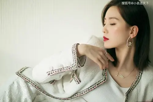 刘诗诗时尚干练壁纸合集