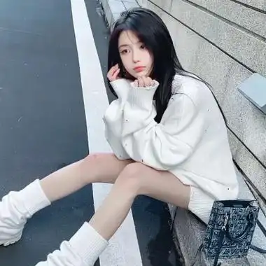 成熟稳重气质女人头像