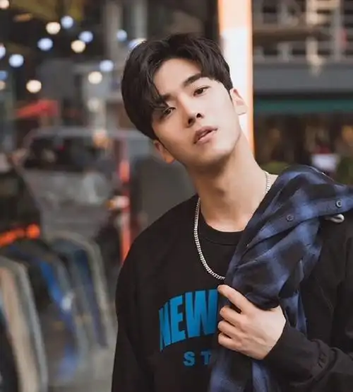 治愈系美少年文孝准发型图片 男星文孝准图片