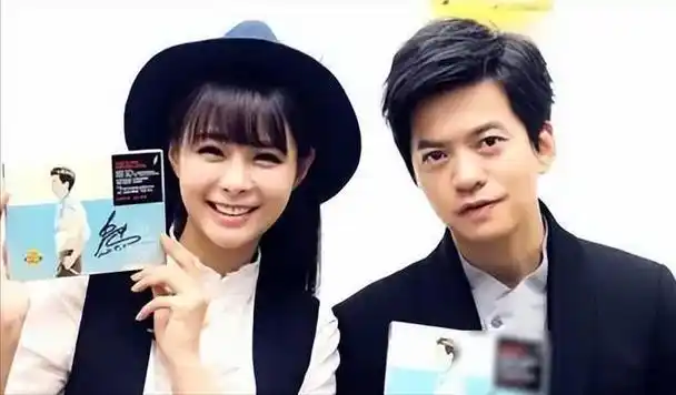 不生孩子事实证明李健和妻子孟小蓓才是真正的人间清醒